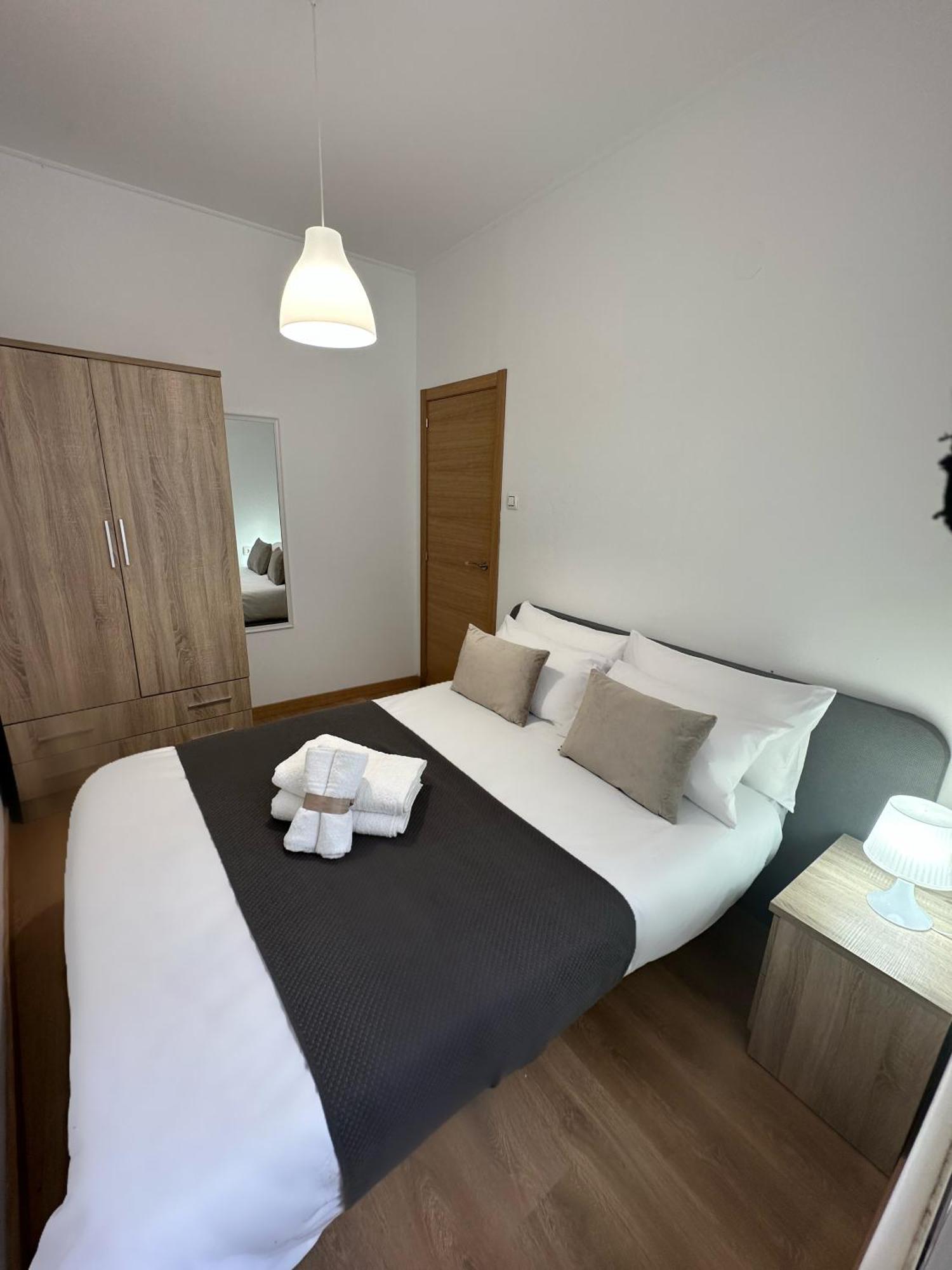 Veronica Apartment บาเลนเซีย ภายนอก รูปภาพ