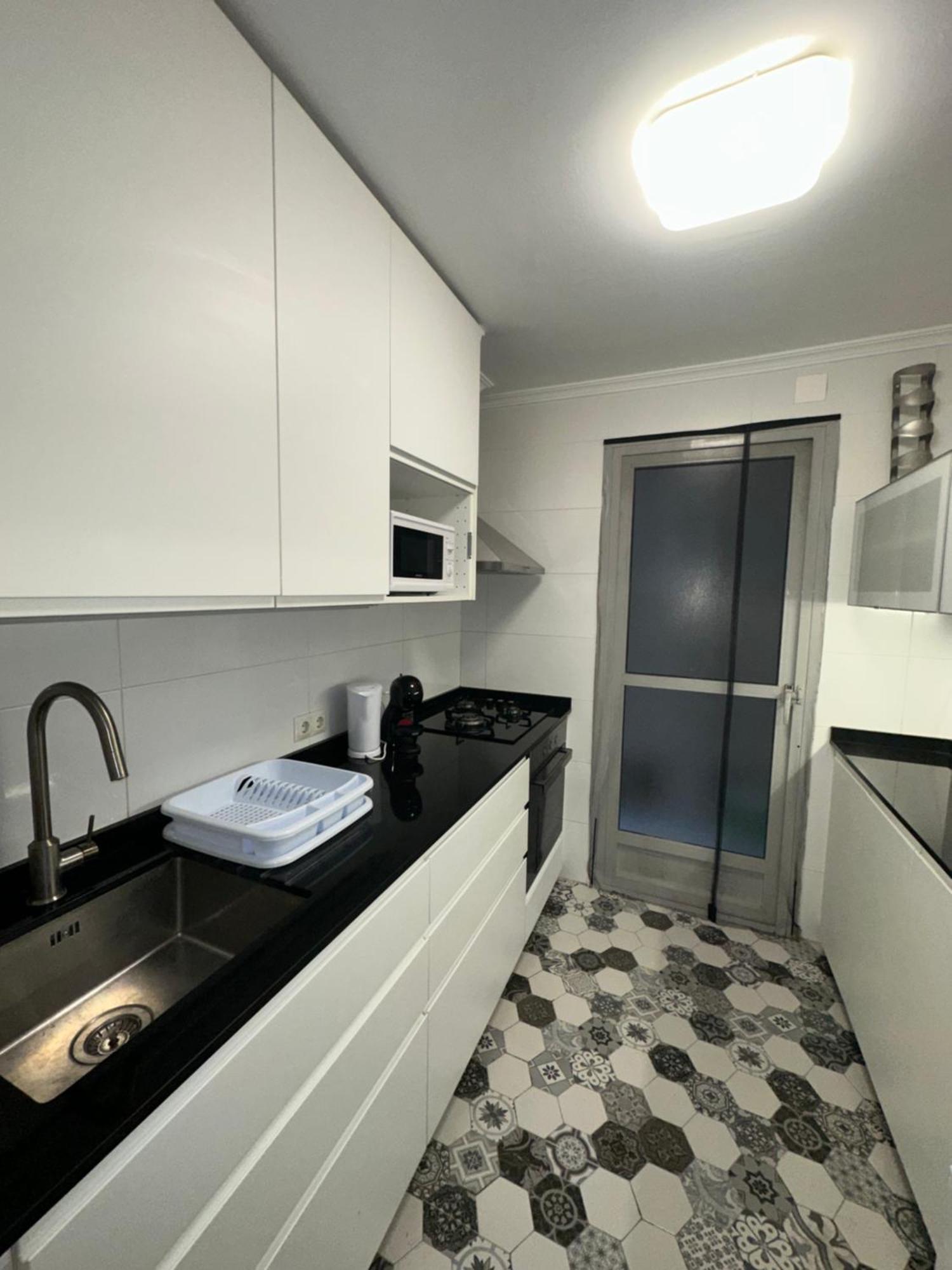 Veronica Apartment บาเลนเซีย ภายนอก รูปภาพ